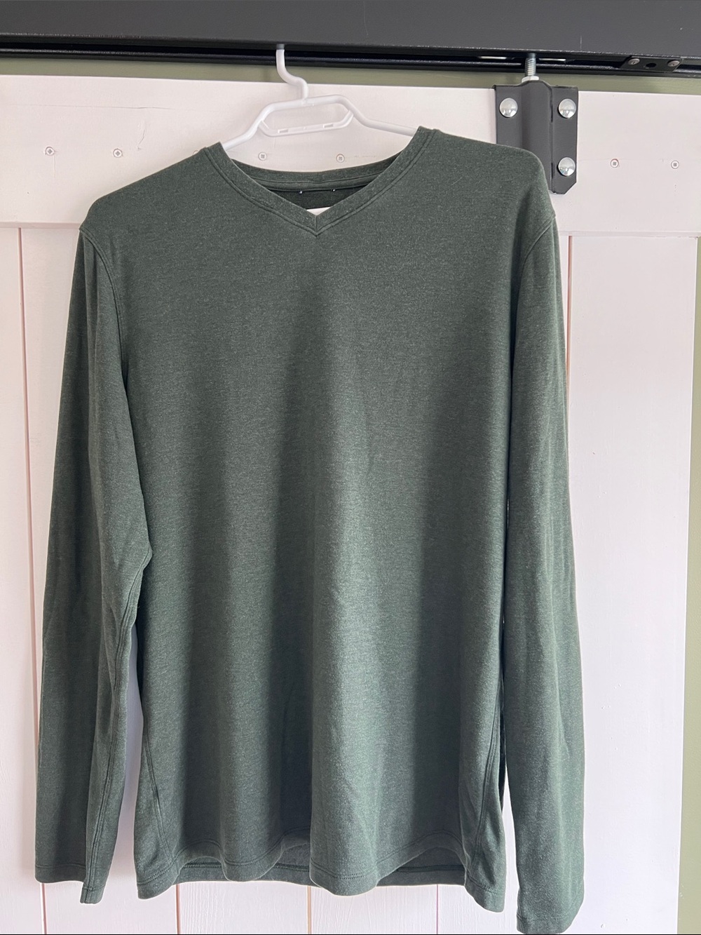 Kit and Ace Olive Green Long Sleeve V-Neck Tee